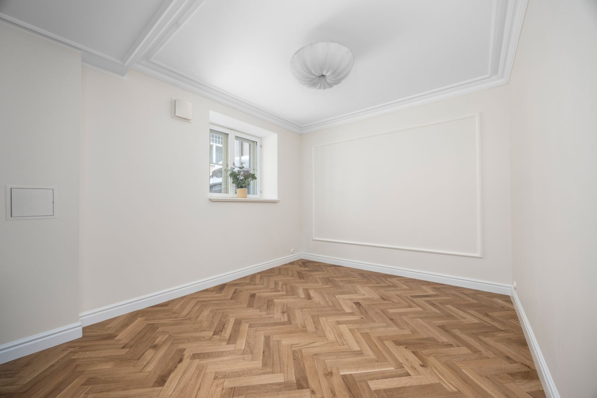 Tallinn, Kesklinna linnaosa, Raua 18