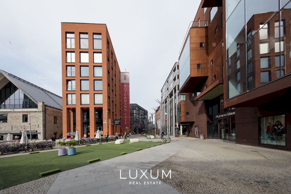 Tallinn, Kesklinna linnaosa, Südalinn, Roseni 9