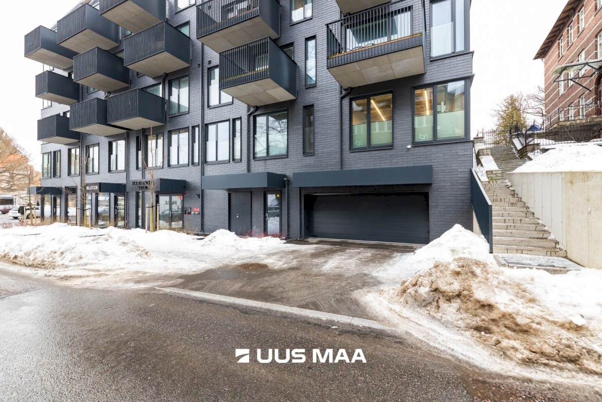 Tallinn, Kesklinna linnaosa, Tõnismäe, Tõnismägi 11a