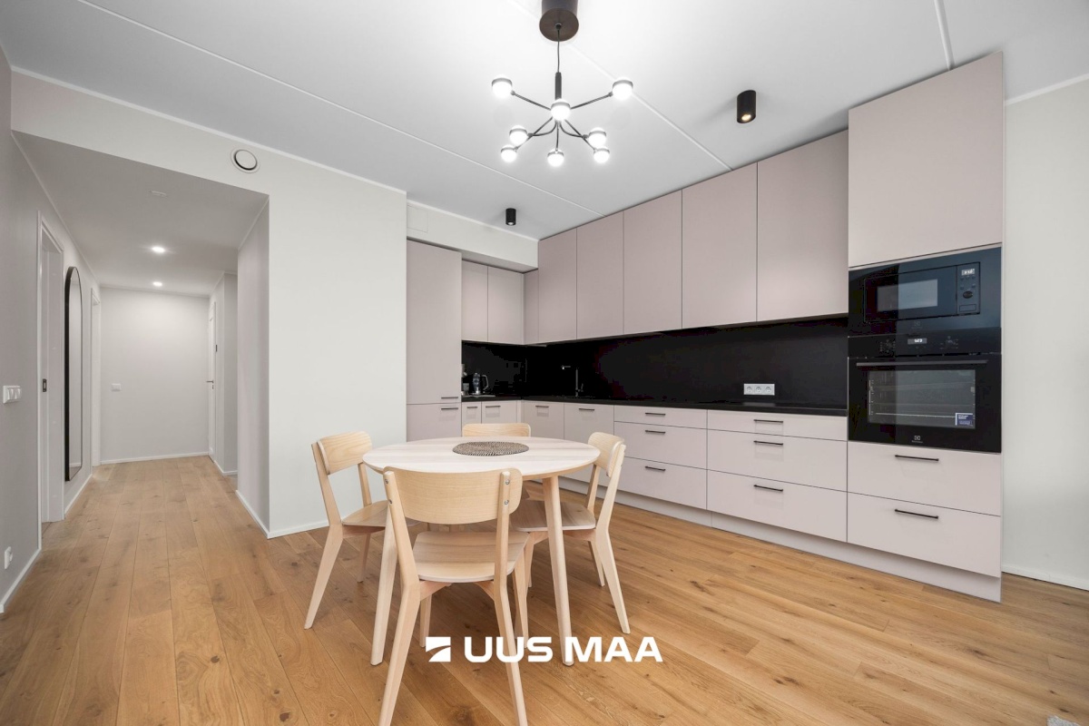 Rae vald, Peetri alevik, Järvesalu tee 14