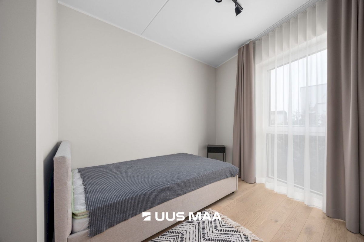 Rae vald, Peetri alevik, Järvesalu tee 14