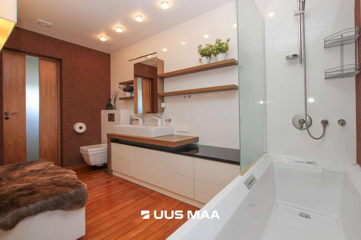 Pärnu linn, Pärnu linn, Vana-Pärnu, Luha tn 15