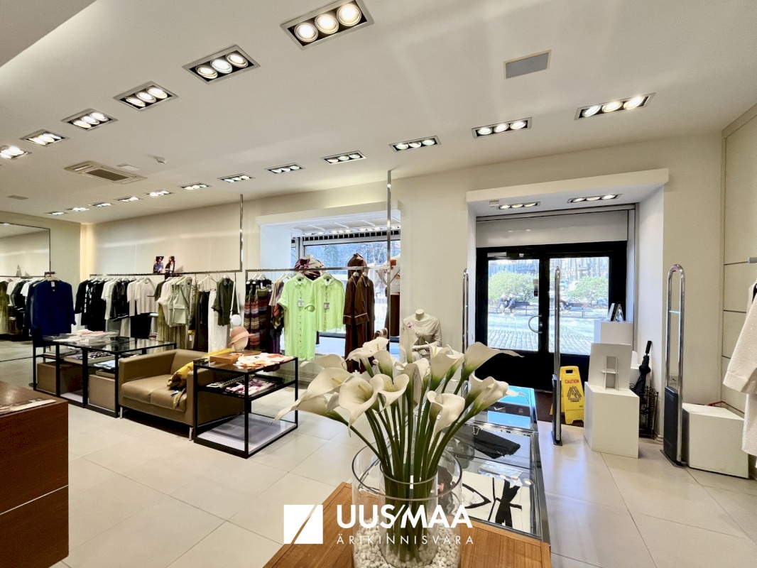 Tallinn, Kesklinna linnaosa, Harju tn 1