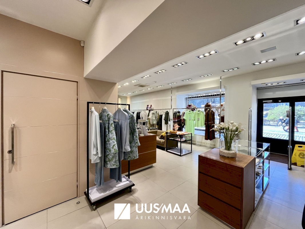 Tallinn, Kesklinna linnaosa, Harju tn 1