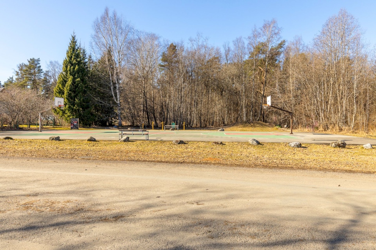 Kiili vald, Luige alevik, Põllu 10