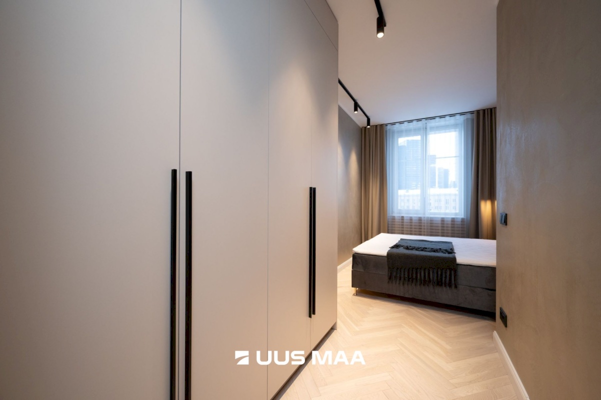 Tallinn, Kesklinna linnaosa, Narva mnt 2