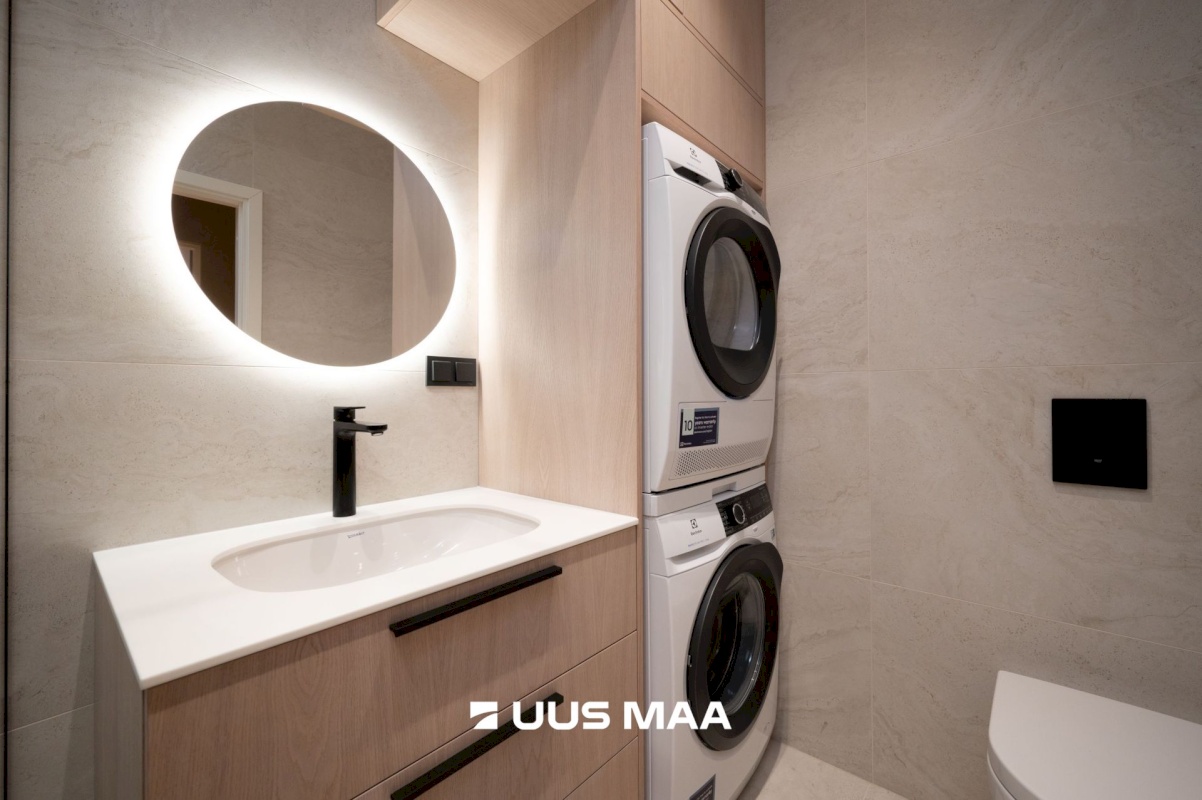 Tallinn, Kesklinna linnaosa, Narva mnt 2