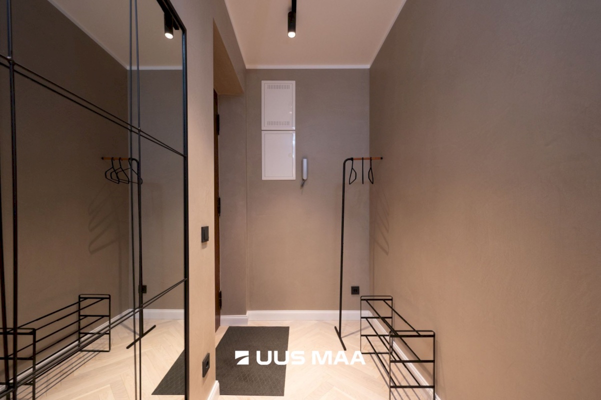 Tallinn, Kesklinna linnaosa, Narva mnt 2