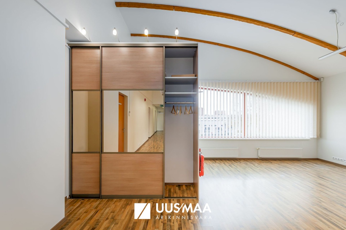 Tallinn, Mustamäe linnaosa, Mustamäe, Kadaka tee 48