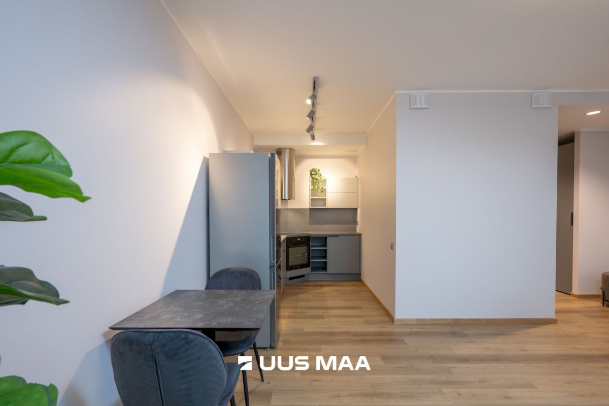 Tallinn, Kesklinna linnaosa, Südalinn, Tartu mnt 18