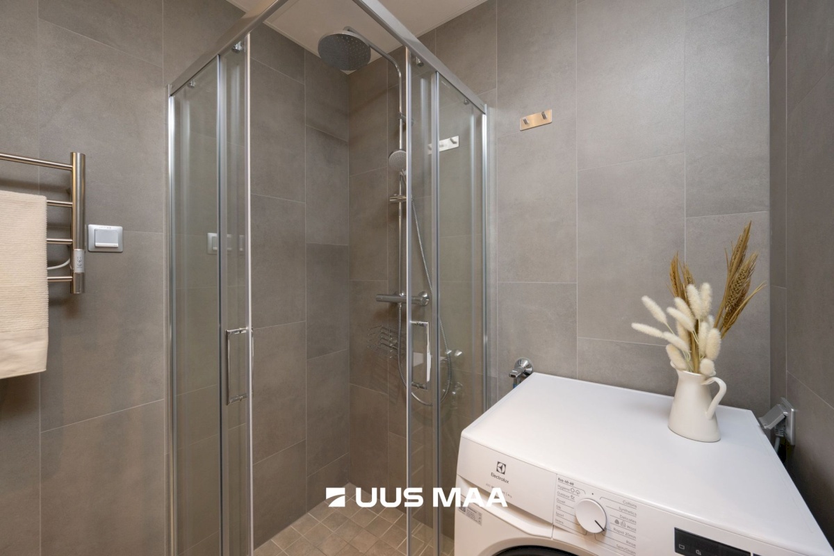 Tallinn, Kesklinna linnaosa, Südalinn, Tartu mnt 18