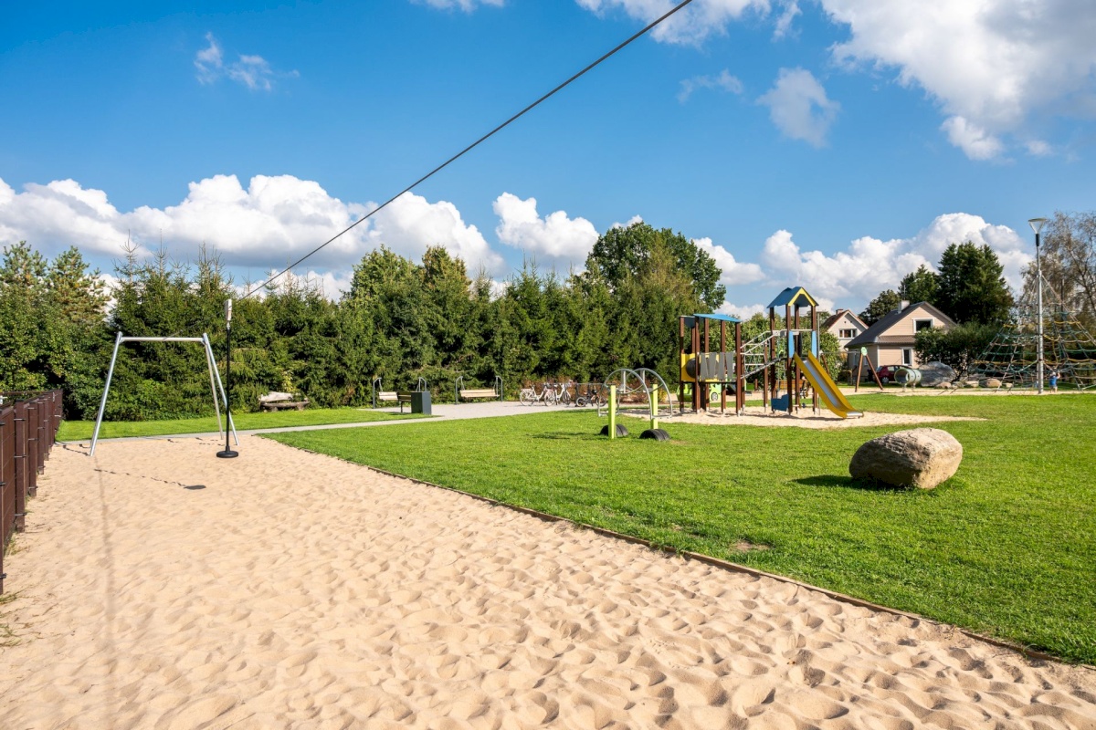 Raasiku vald, Raasiku alevik, Paju 9-11