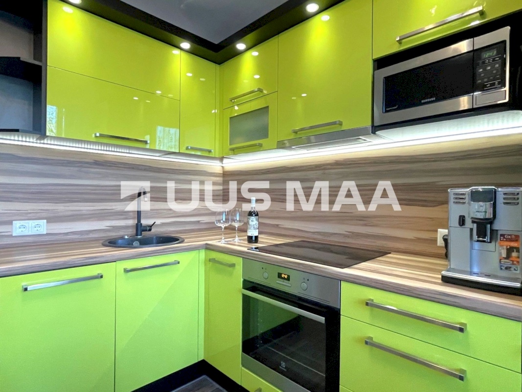 Anija vald, Kehra linn, Kooli tn 2