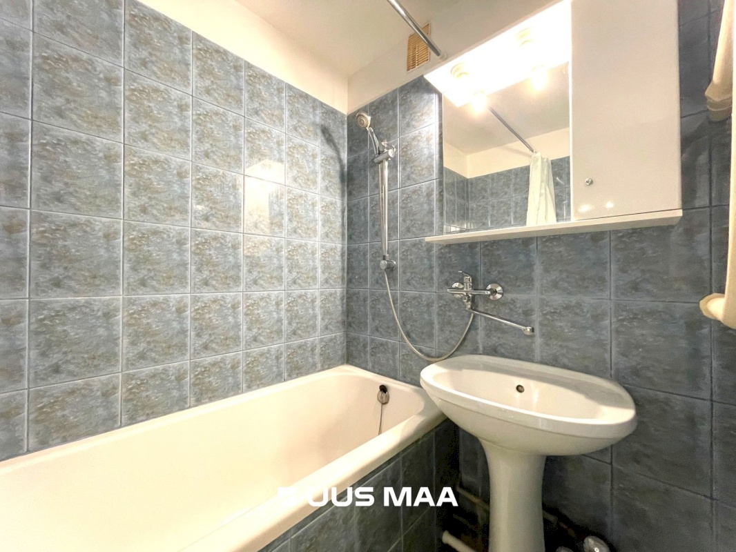 Anija vald, Kehra linn, Kooli tn 2