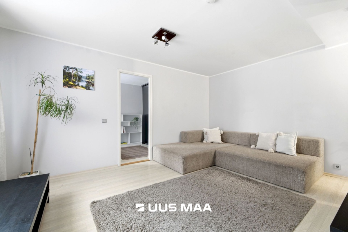 Tallinn, Mustamäe linnaosa, Akadeemia tee 56