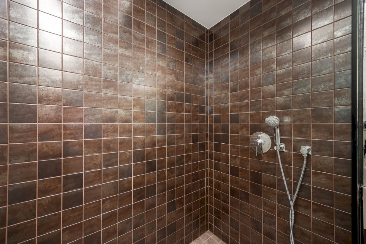 Tallinn, Kesklinna linnaosa, Lembitu 8