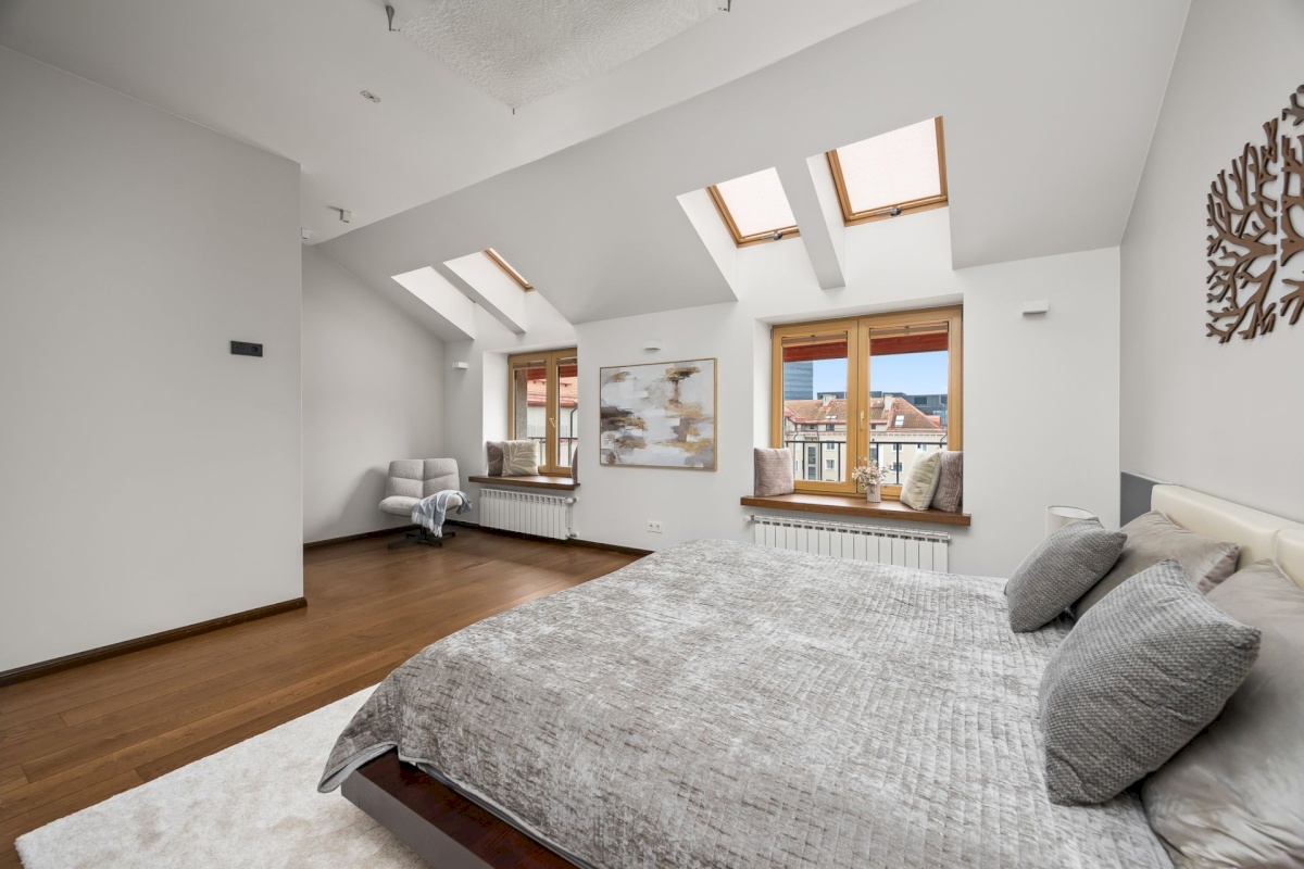 Tallinn, Kesklinna linnaosa, Lembitu 8