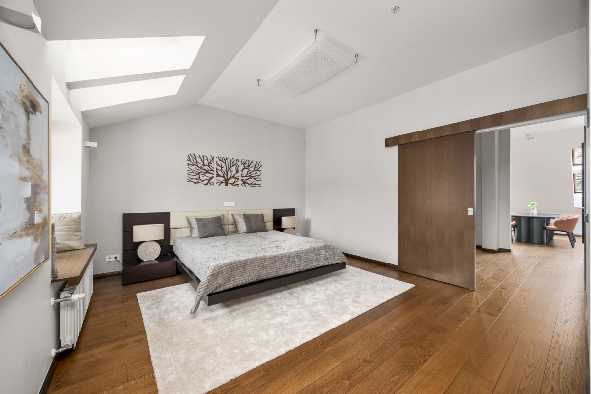 Tallinn, Kesklinna linnaosa, Lembitu 8