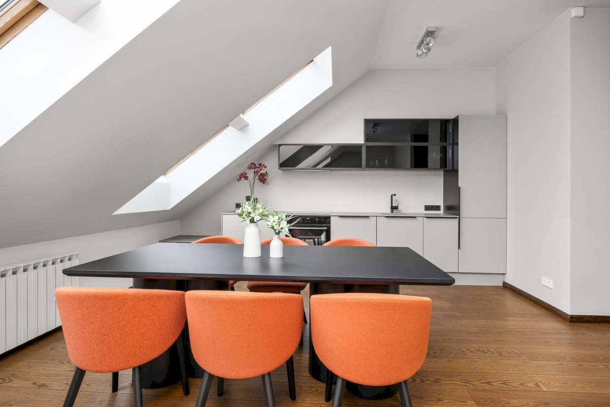 Tallinn, Kesklinna linnaosa, Lembitu 8