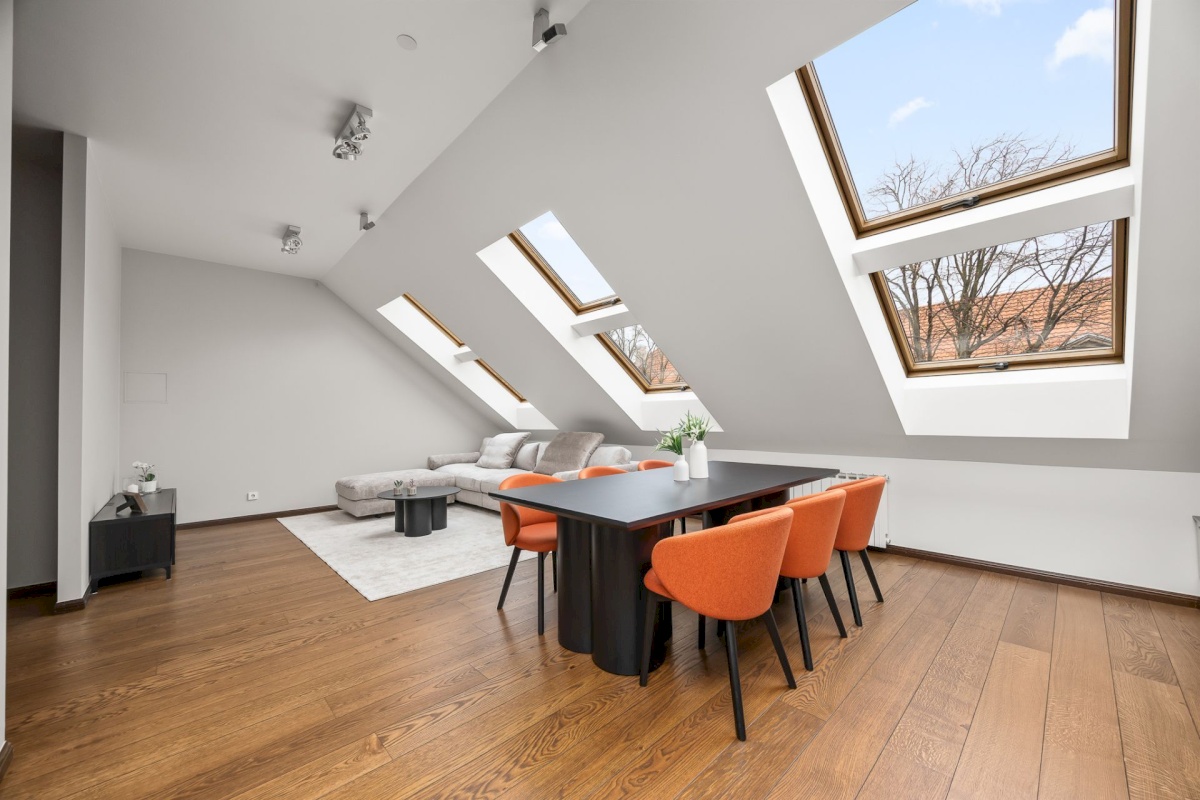 Tallinn, Kesklinna linnaosa, Lembitu 8