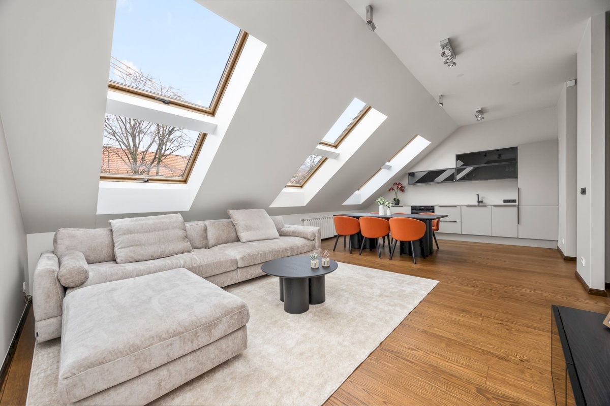 Tallinn, Kesklinna linnaosa, Lembitu 8