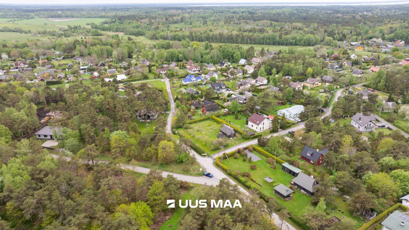 Harku vald, Türisalu küla, Edelatuule tee 1