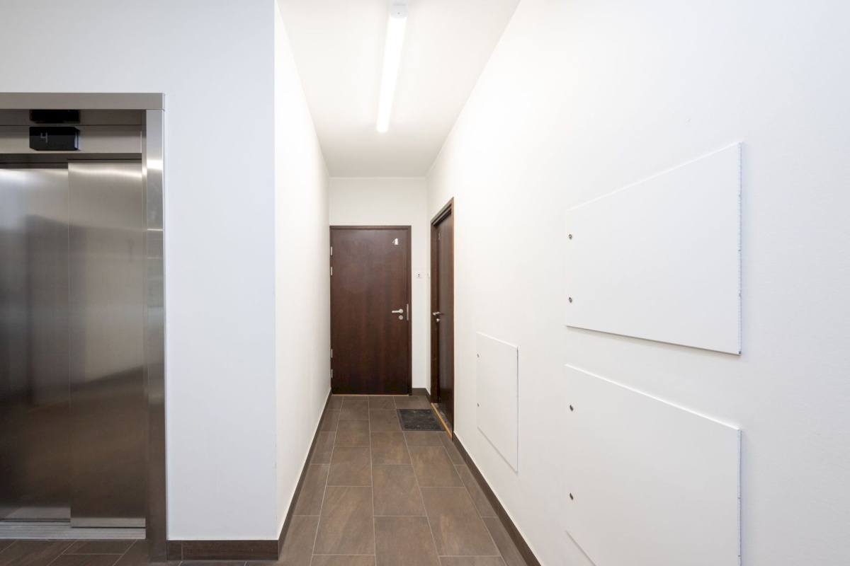 Tallinn, Kristiine linnaosa, Tondi, Sõjakooli 12