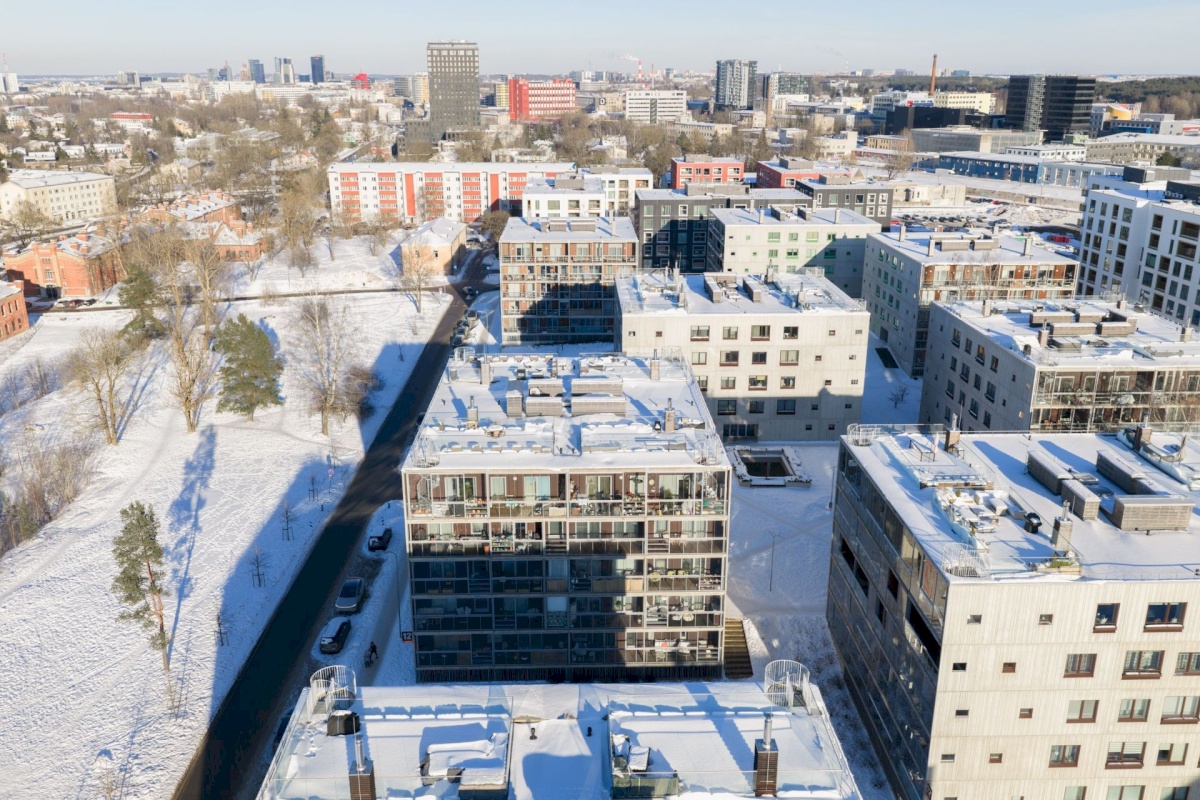 Tallinn, Kristiine linnaosa, Tondi, Sõjakooli 12