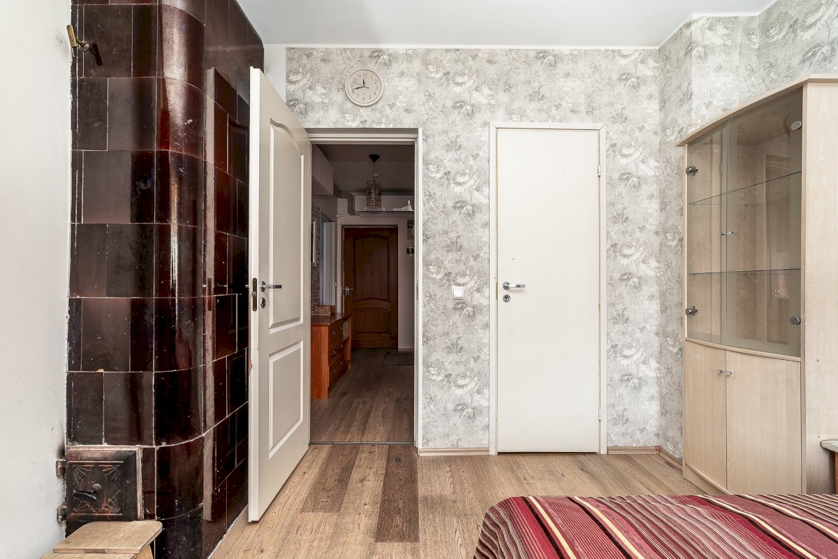 Tallinn, Nõmme linnaosa, Männiku, Männiku tee 111