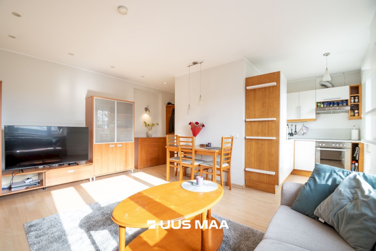 Saaremaa vald, Kuressaare linn, Tallinna 14