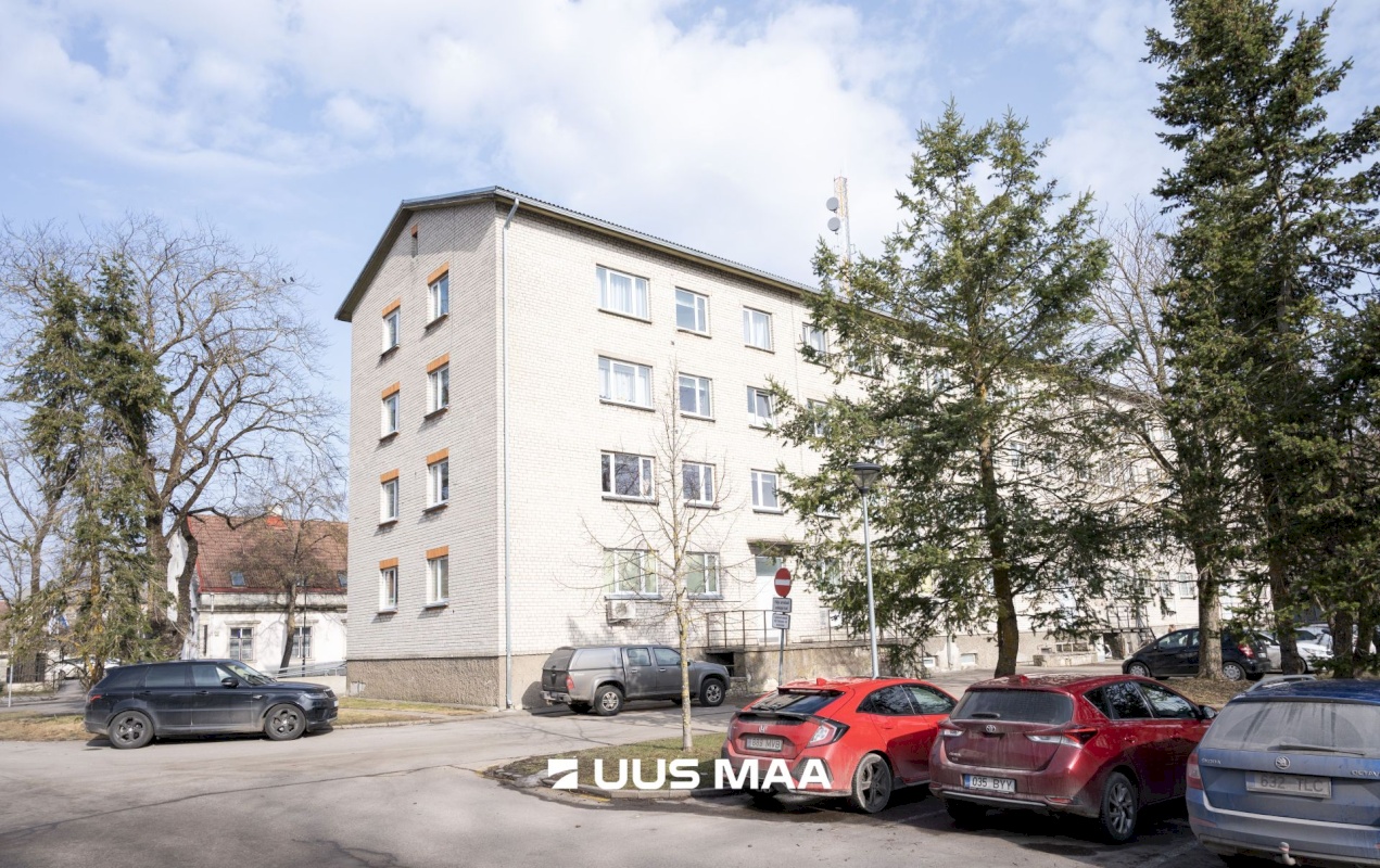 Saaremaa vald, Kuressaare linn, Tallinna 14