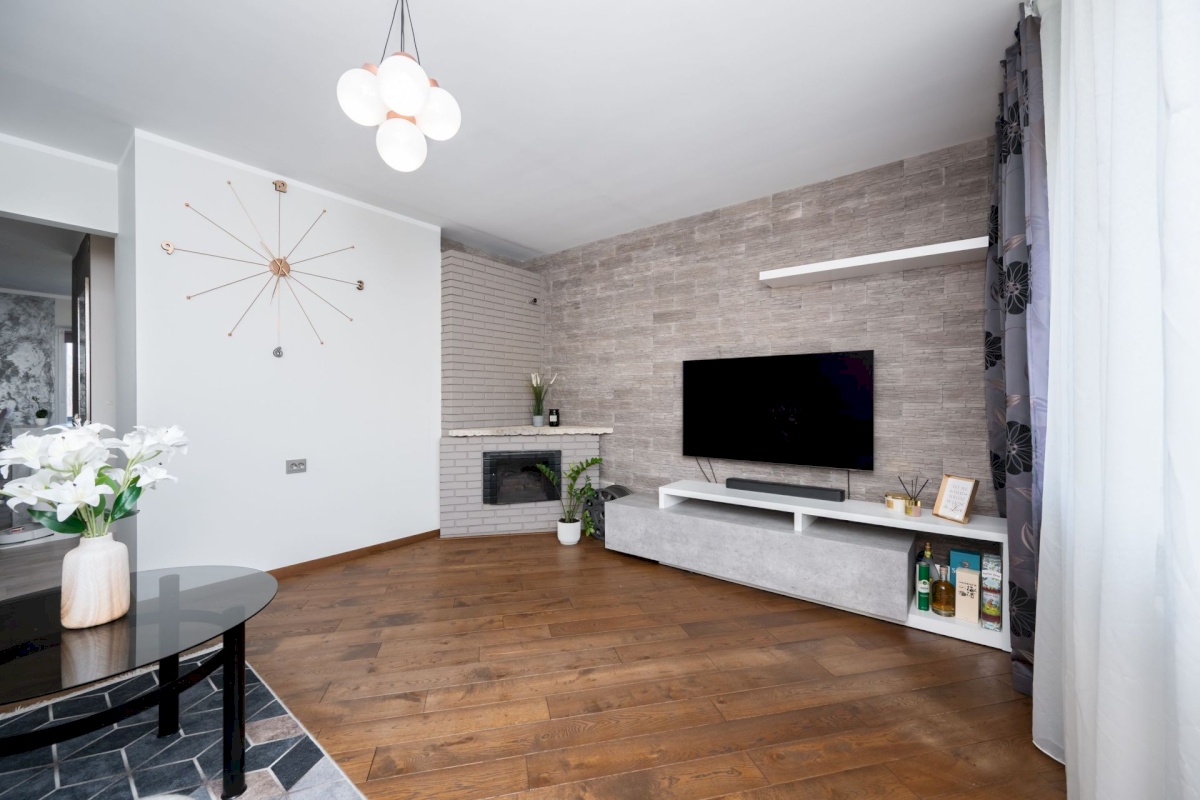 Rae vald, Peetri alevik, Juhtme 27