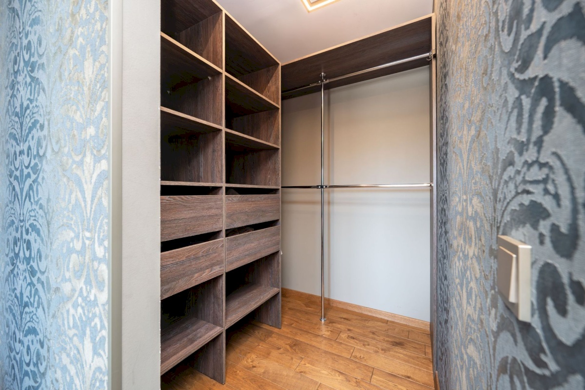 Rae vald, Peetri alevik, Juhtme 27