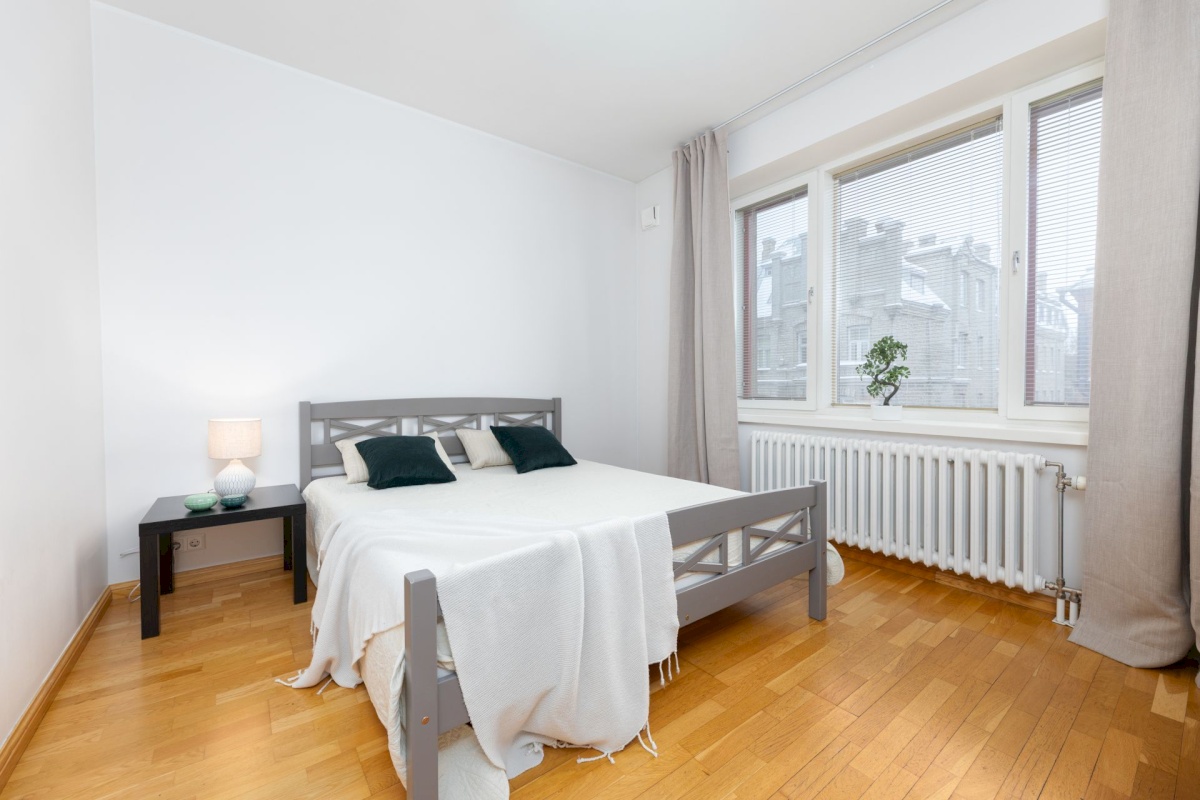 Tallinn, Kesklinna linnaosa, Pärnu mnt 27