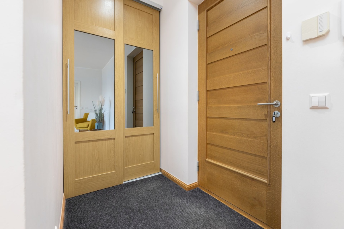 Tallinn, Kesklinna linnaosa, Pärnu mnt 27