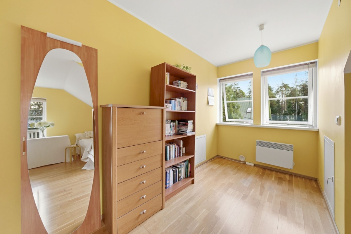 Tallinn, Nõmme linnaosa, Kivimäe, Lauliku 32a