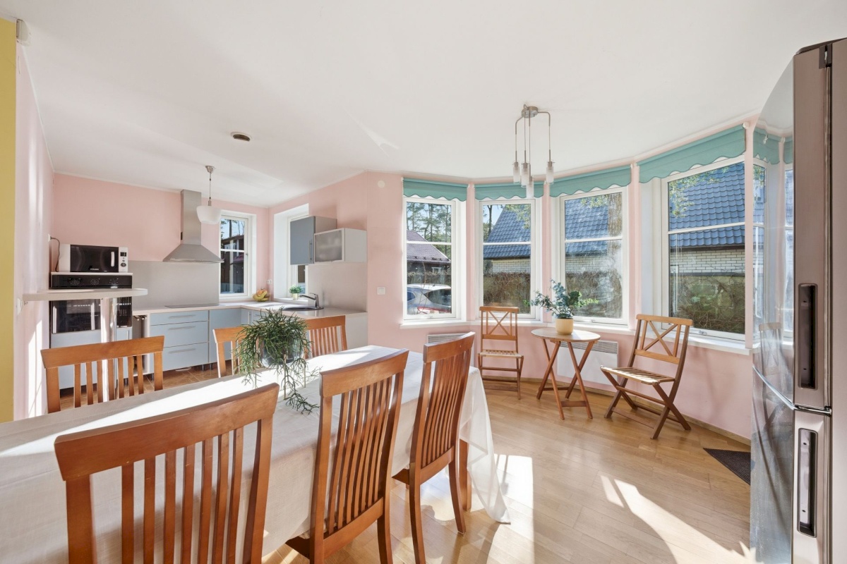 Tallinn, Nõmme linnaosa, Kivimäe, Lauliku 32a