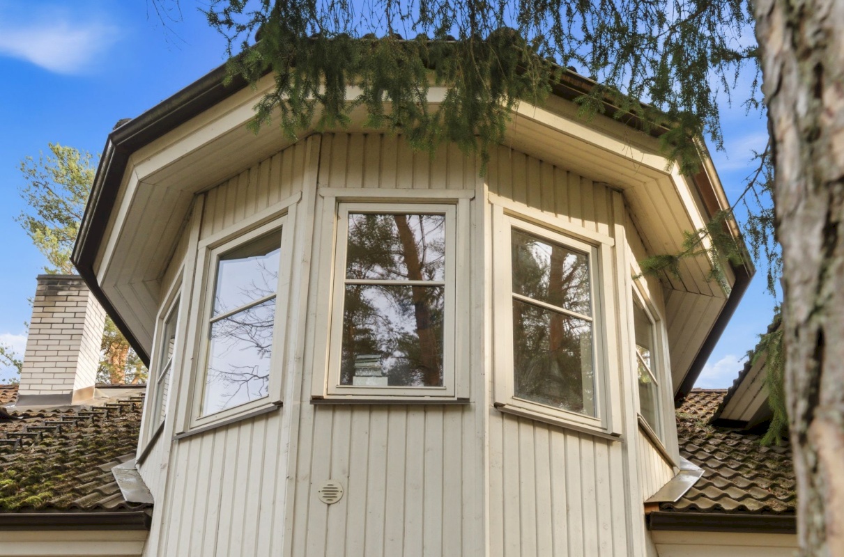 Tallinn, Nõmme linnaosa, Kivimäe, Lauliku 32a