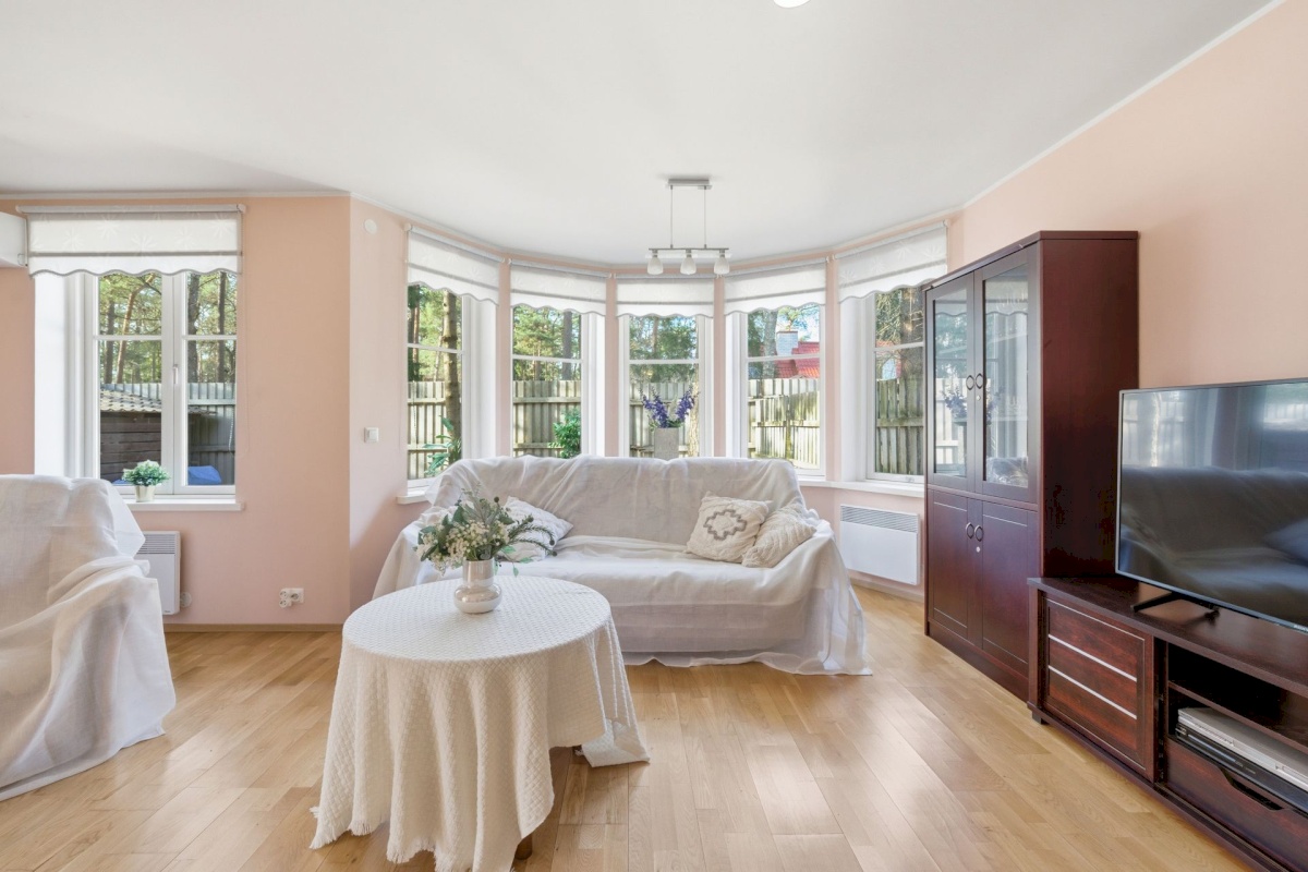 Tallinn, Nõmme linnaosa, Kivimäe, Lauliku 32a