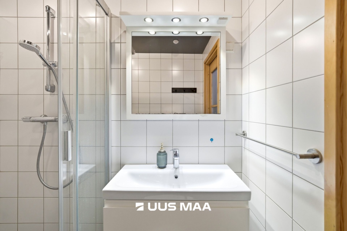 Tallinn, Kesklinna linnaosa, Kadriorg, F. R Faehlmanni 7