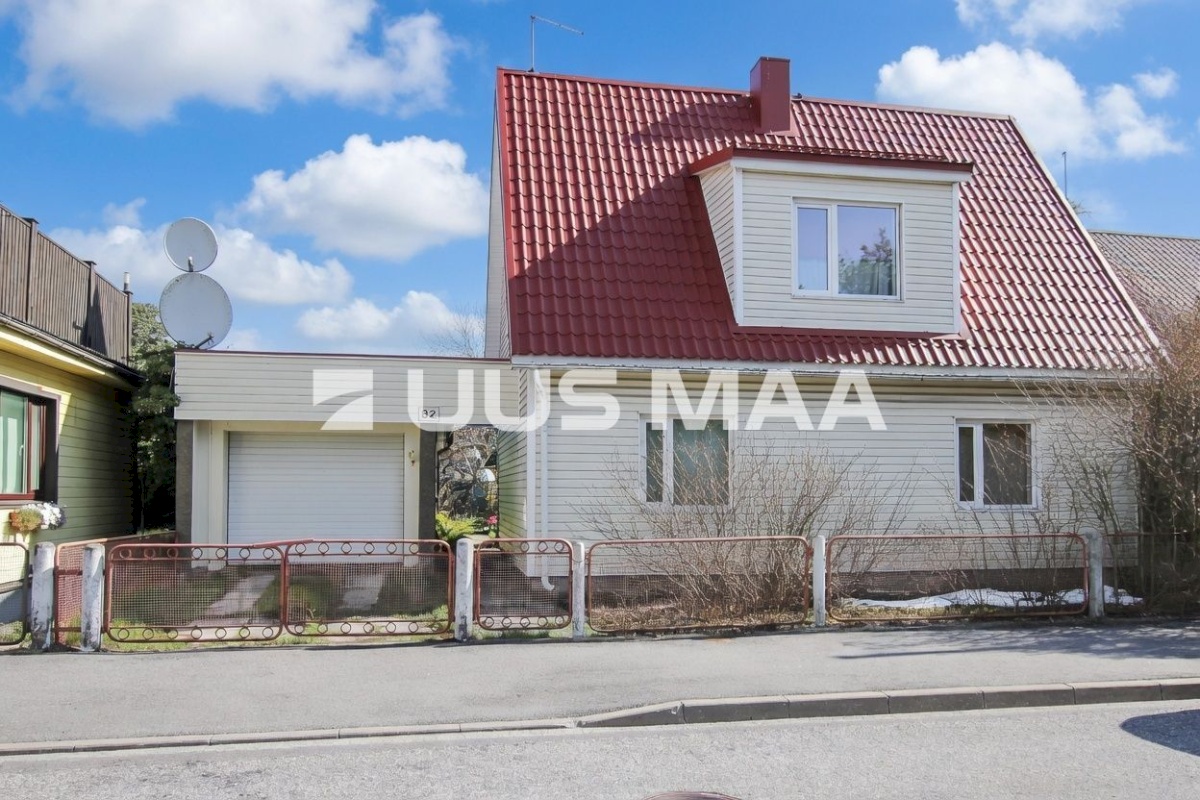 Pärnu linn, Pärnu linn, Rannarajoon, Karusselli tn 82