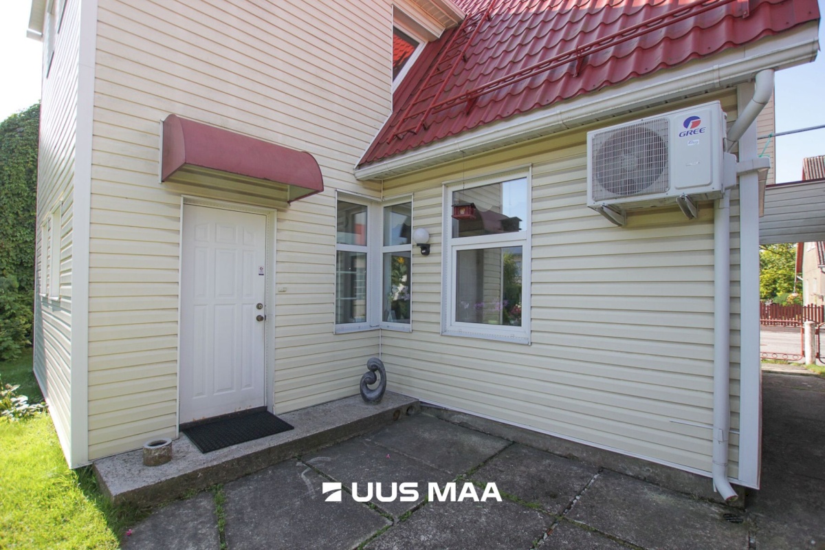 Pärnu linn, Pärnu linn, Rannarajoon, Karusselli tn 82