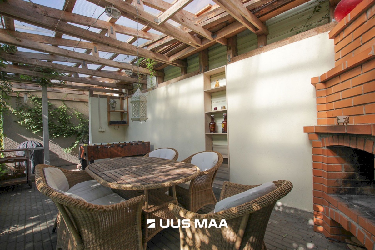 Pärnu linn, Pärnu linn, Rannarajoon, Karusselli tn 82