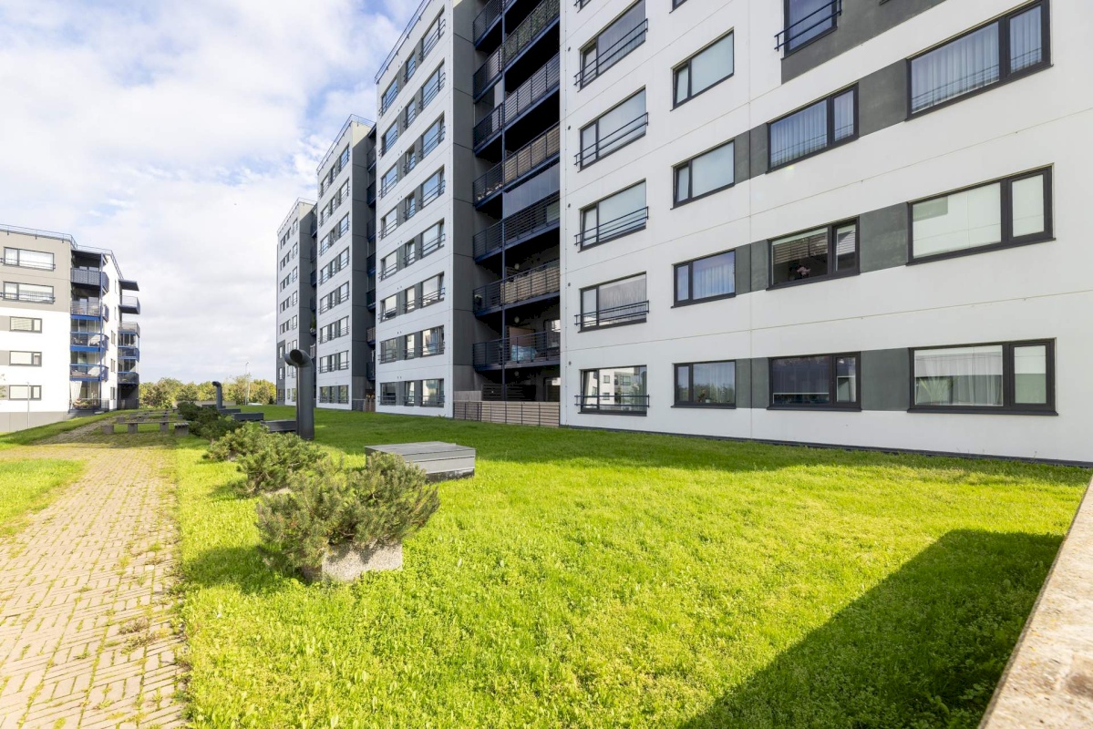 Tallinn, Lasnamäe linnaosa, Loopealse, Meeliku tn 21/3