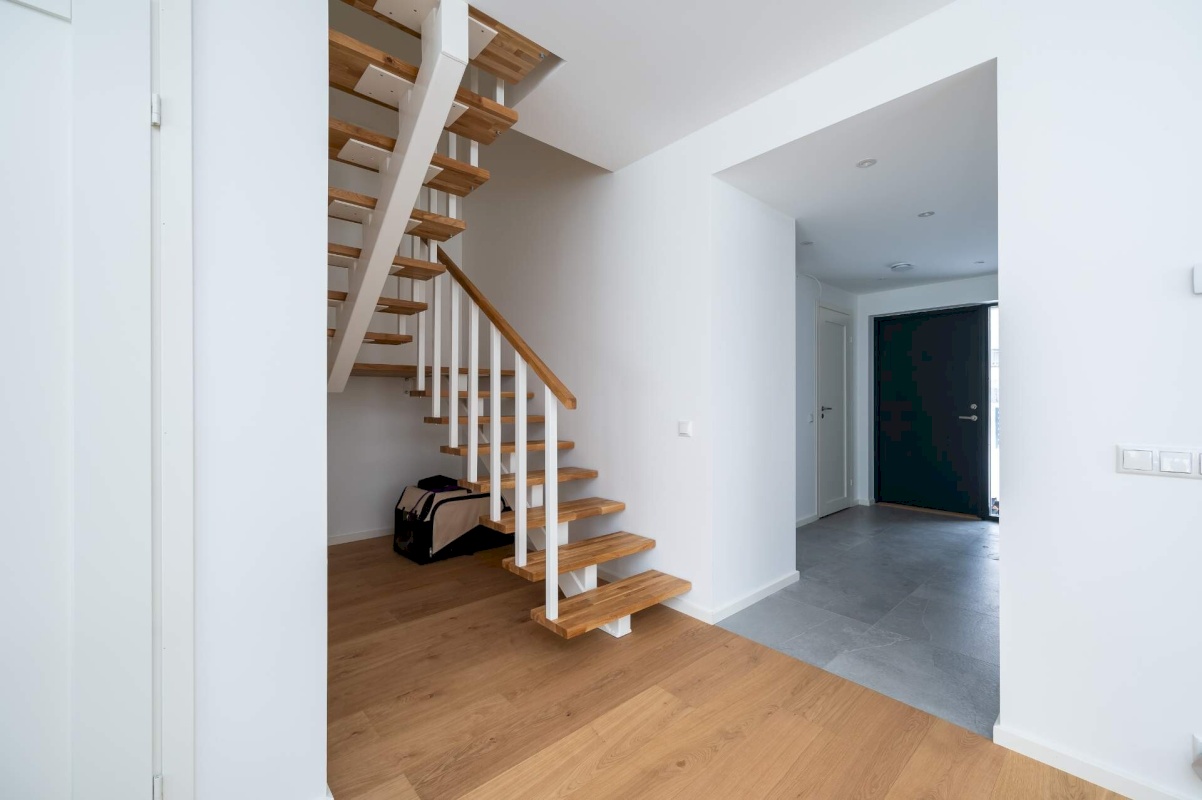 Anija vald, Kehra linn, Aia tn 4-4