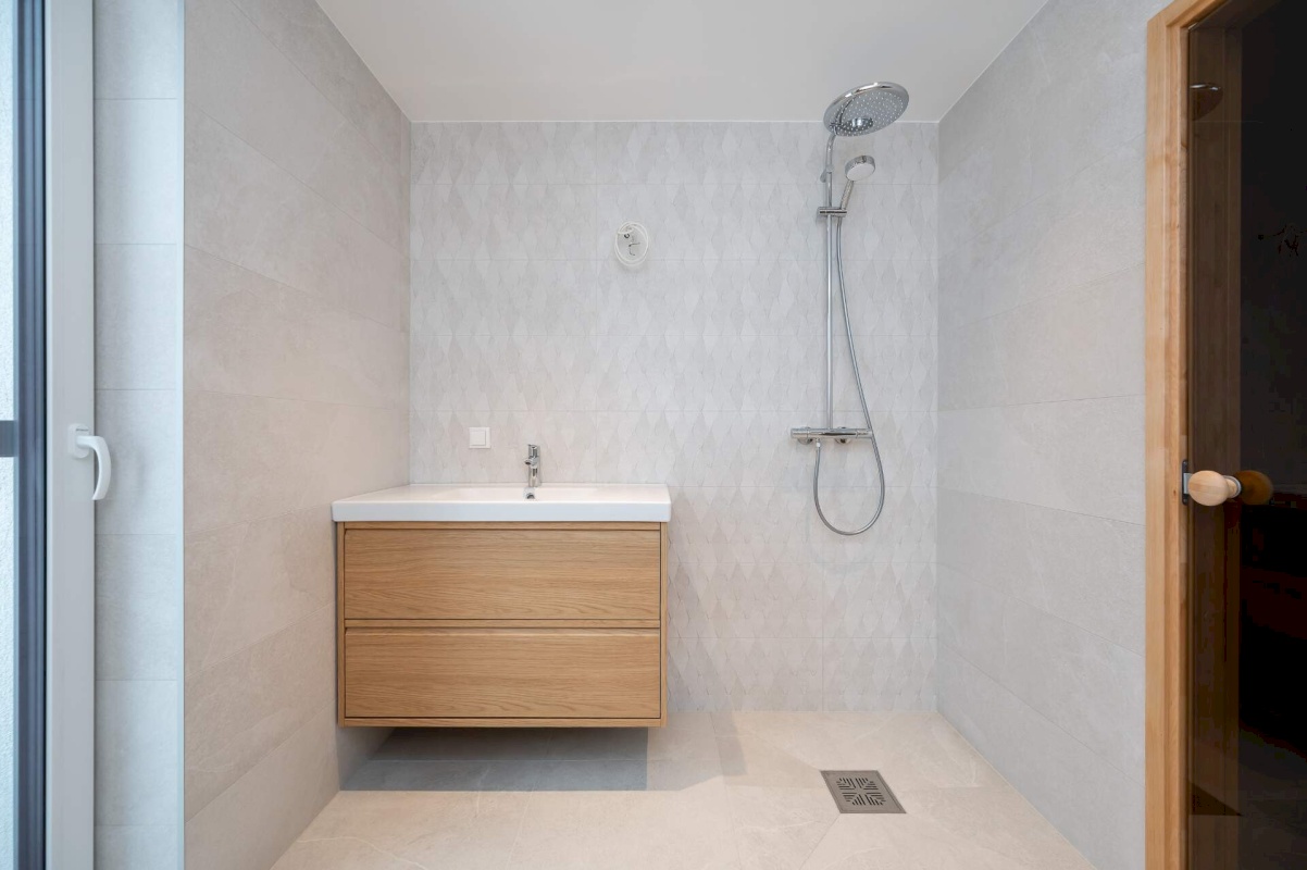 Anija vald, Kehra linn, Aia tn 4-4