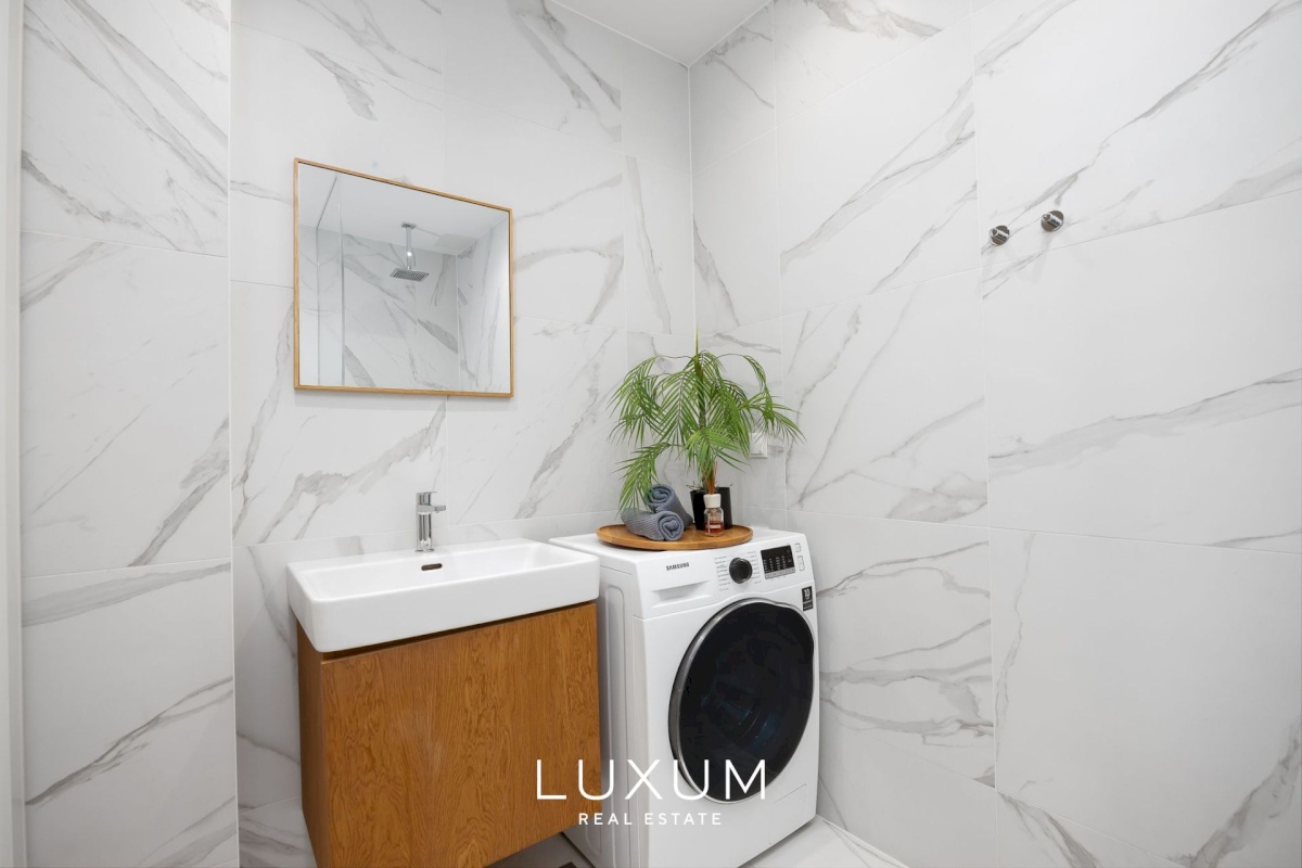 Tallinn, Kesklinna linnaosa, V. Reimani 8