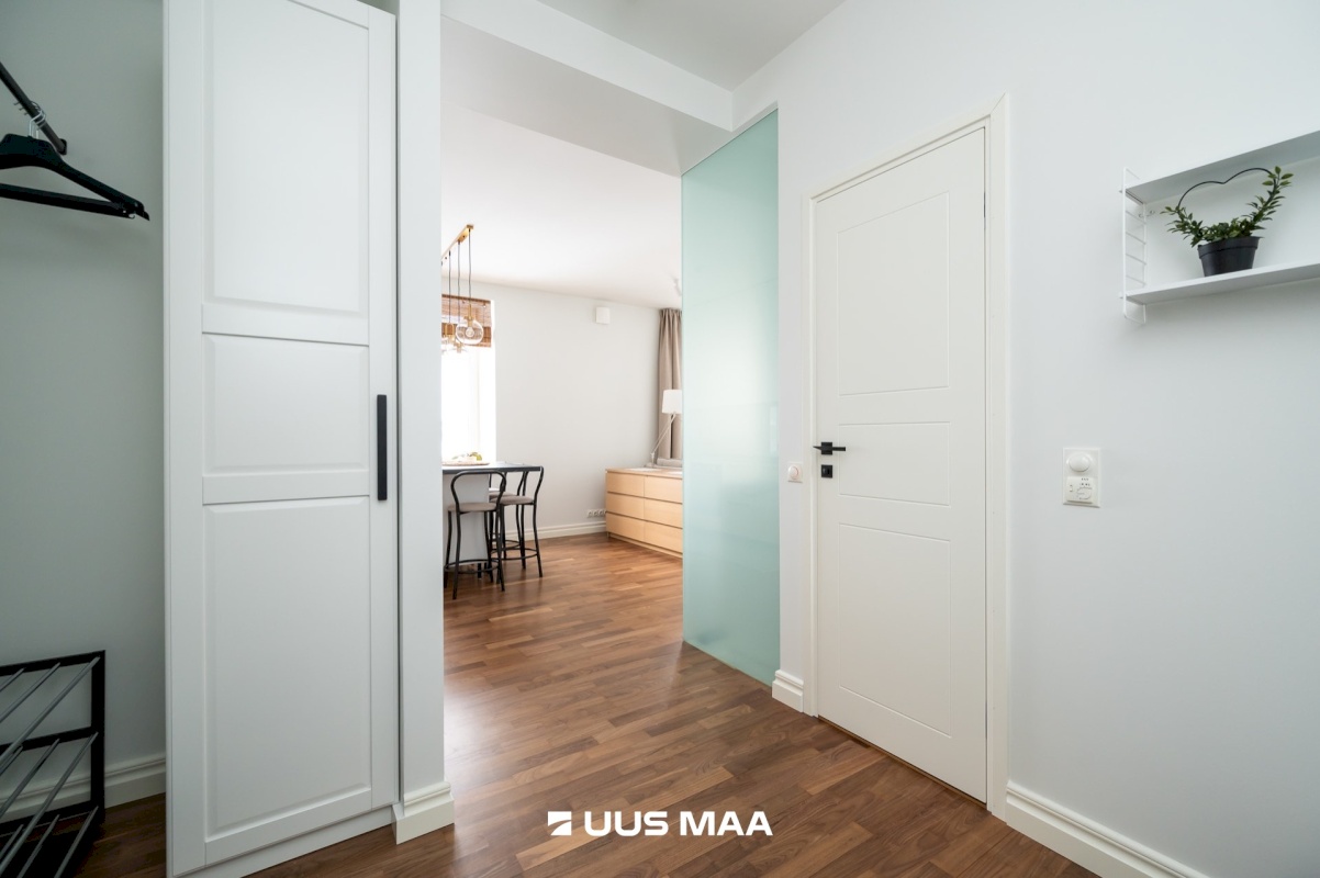 Tallinn, Kesklinna linnaosa, Pärnu mnt 62a