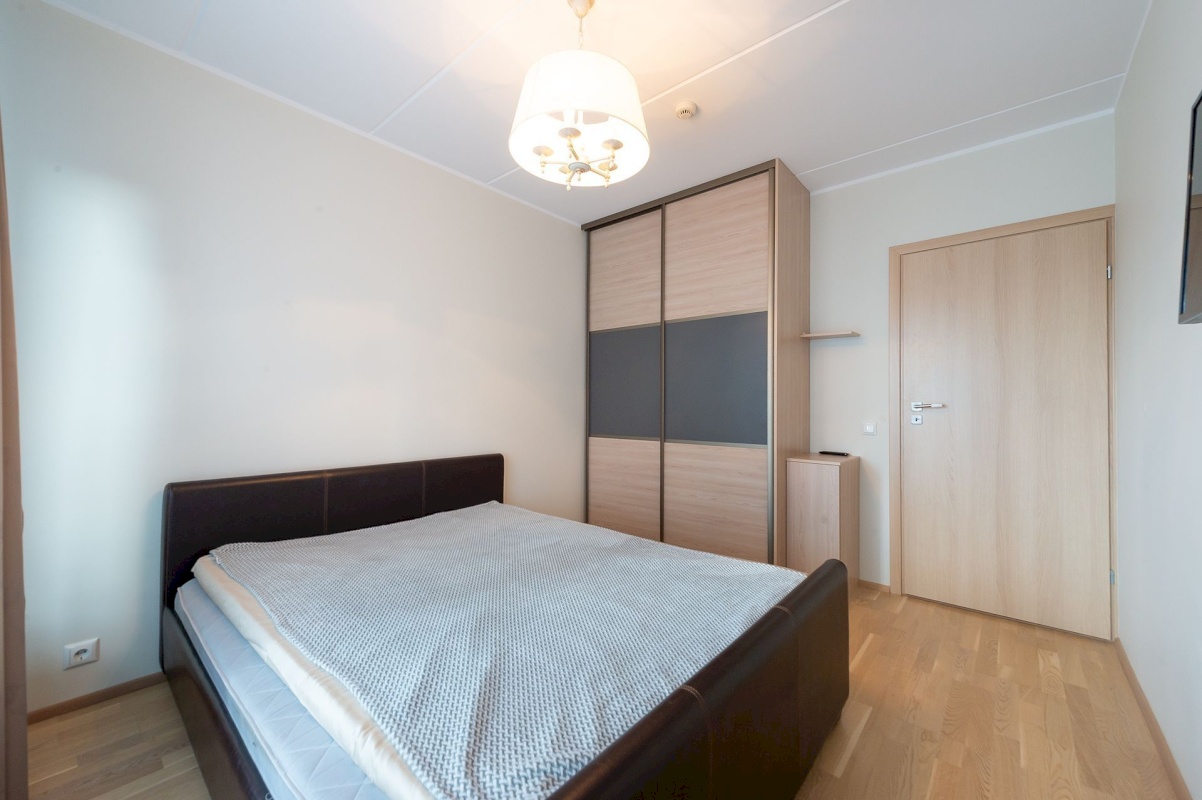 Tallinn, Mustamäe linnaosa, Kadaka, Pöörise 20