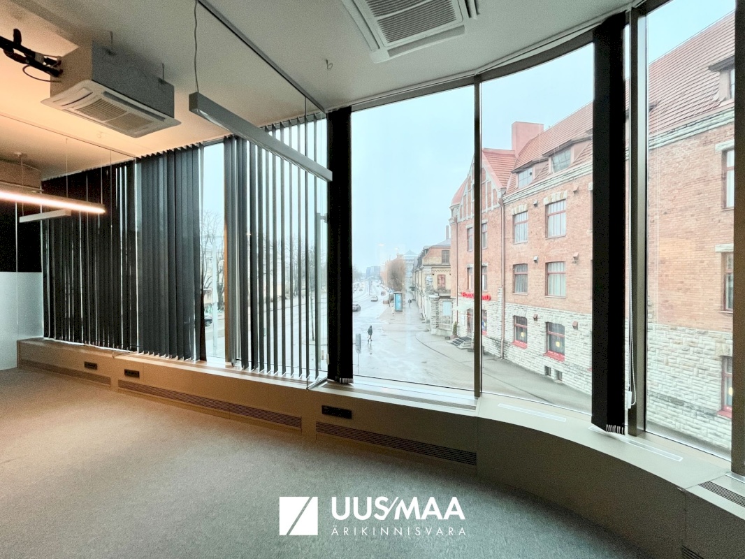 Tallinn, Kesklinna linnaosa, Viru väljak 2